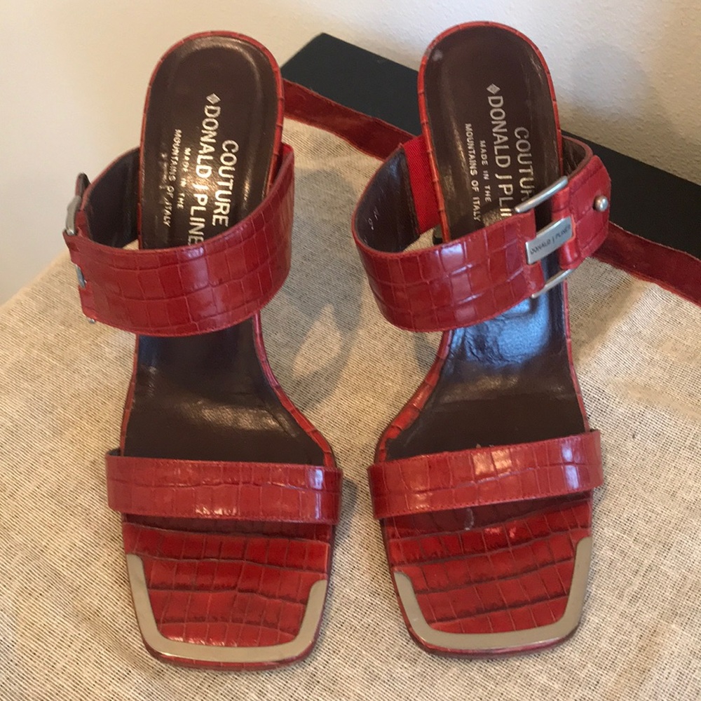 Couture Donald Pliner Red Heels 👠👠
